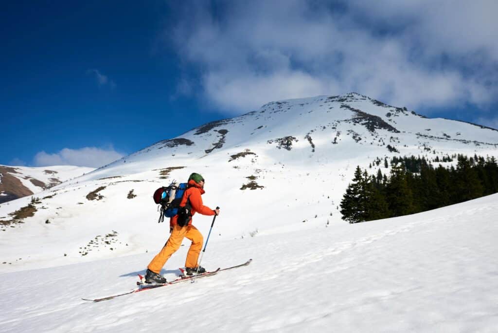 skitouring genialne polaczenie sportow zimowych i eksploracji 1
